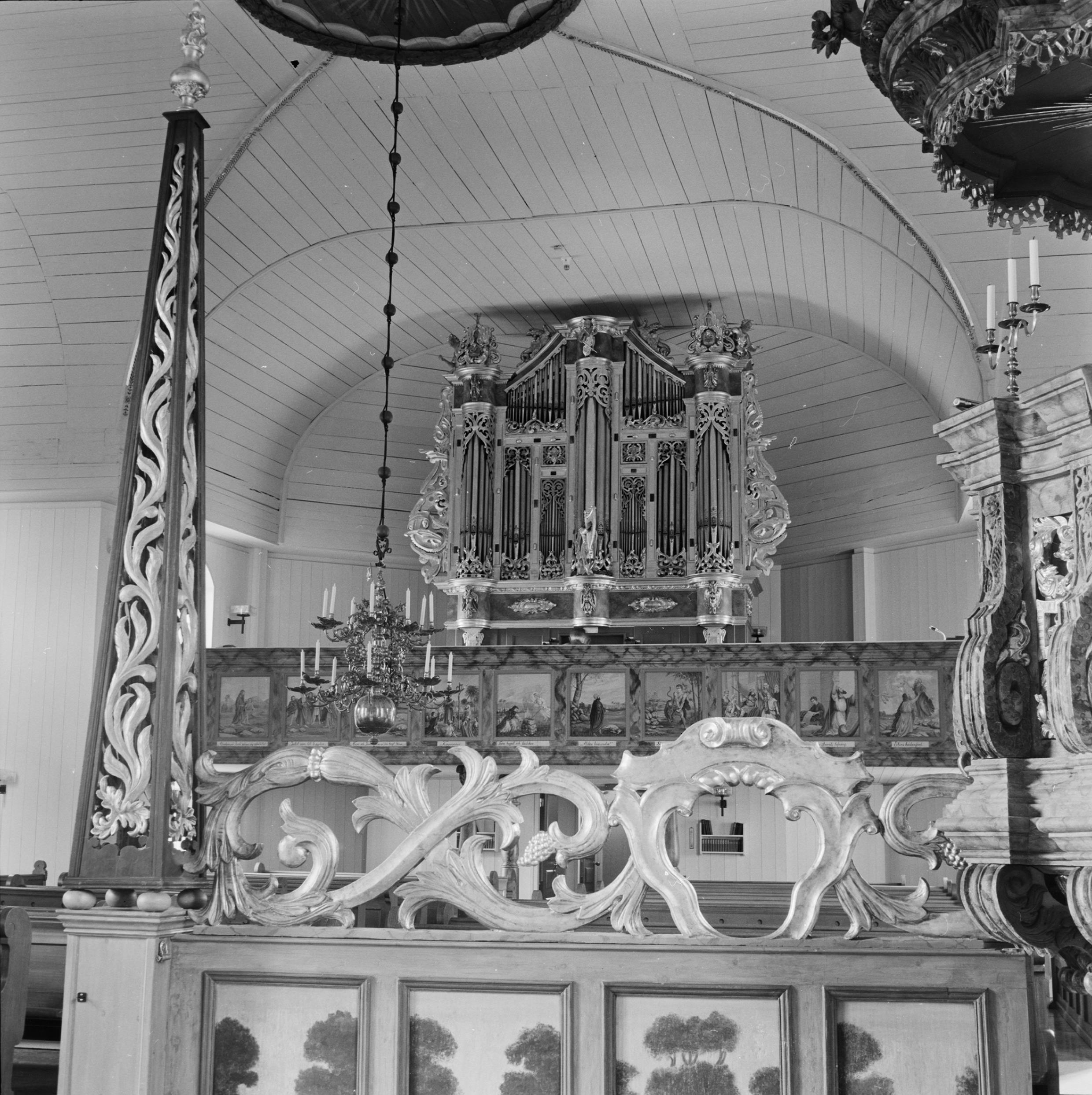 Reine Axel Unnerbäck, Övertorneå kyrka