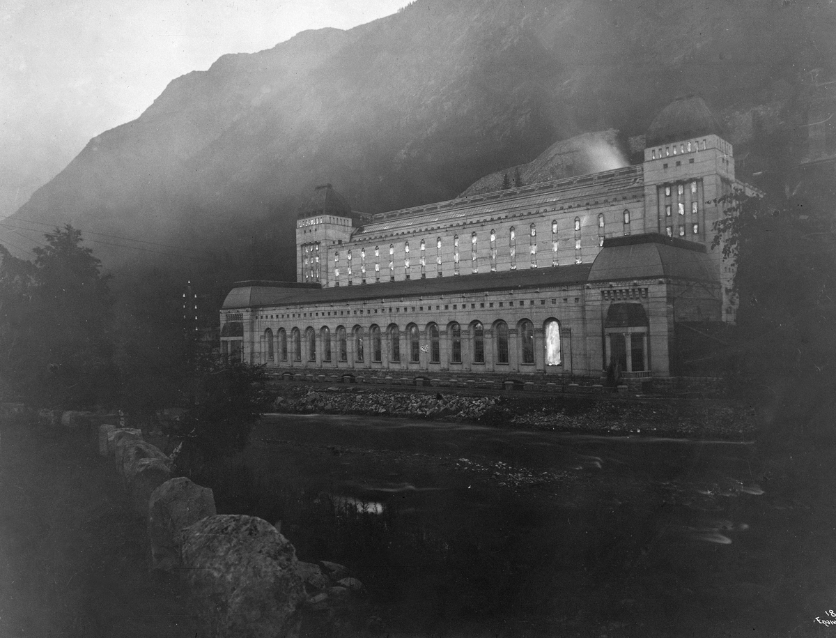 Anders Beer Wilse, Prot: Rjukan II Natbilled Juli