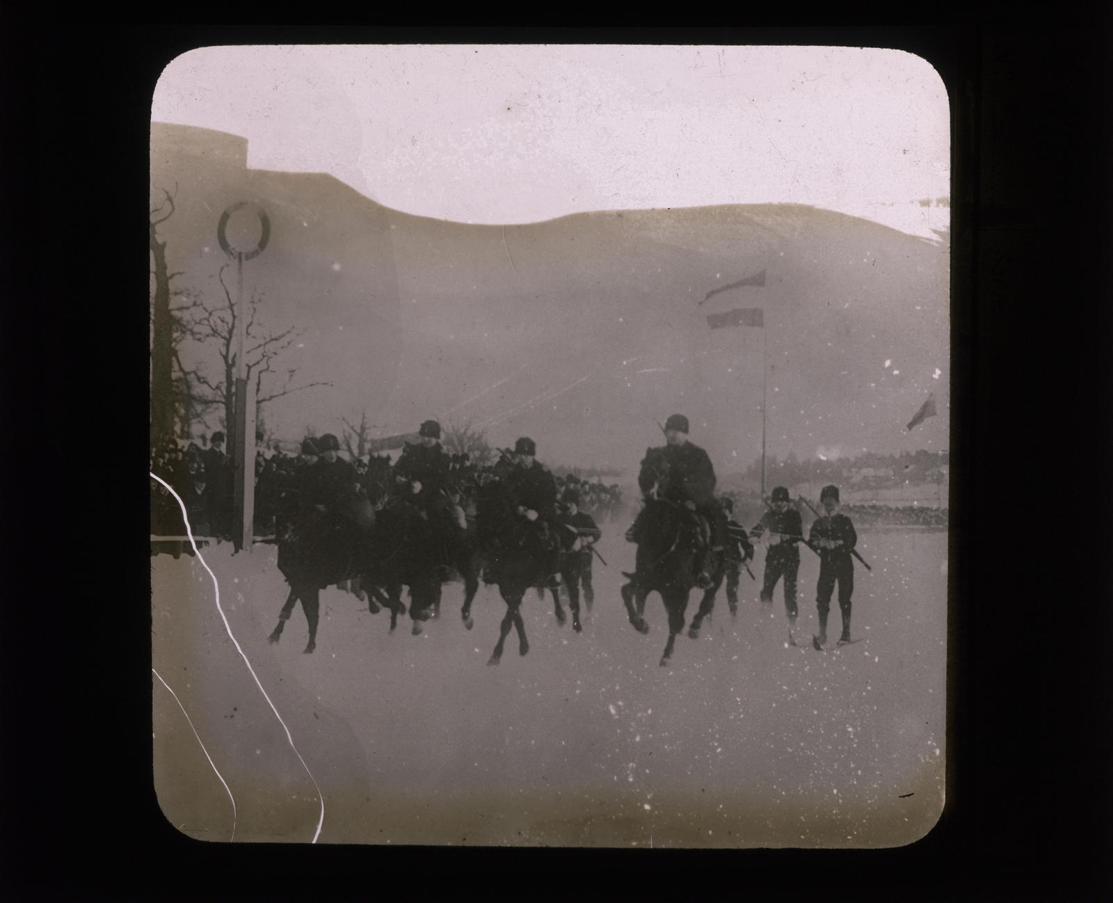 Desconegut, Sports d'hiver en Norvege. Exercices d'infanterie et de cavalerie. Mazo, E.