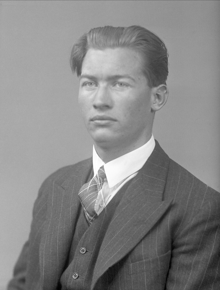 Gustav Borgen, NFB.56629
