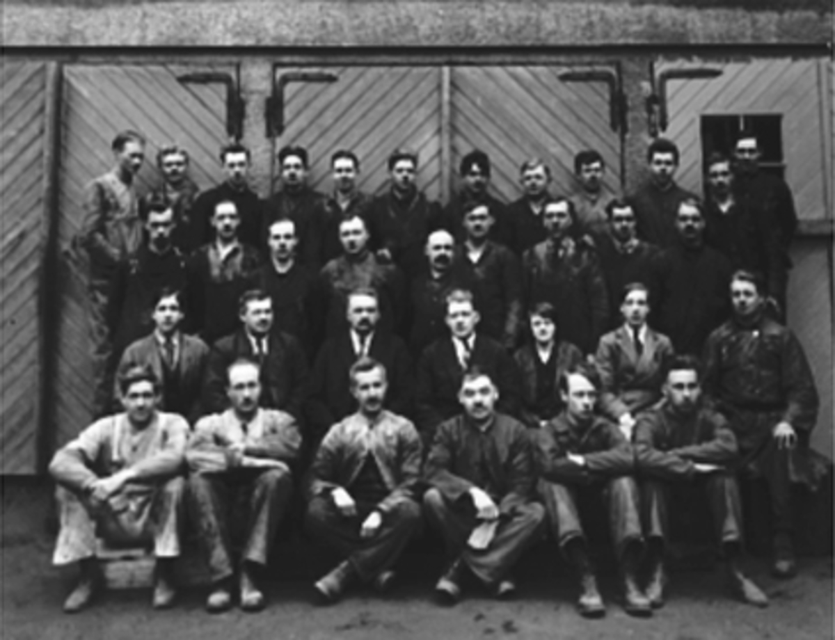 Anno Domkirkeodden, OUSTAD MEKANISKE BILVERKSTED, GRUPPE 34 ARBEIDERE, ANSATTE