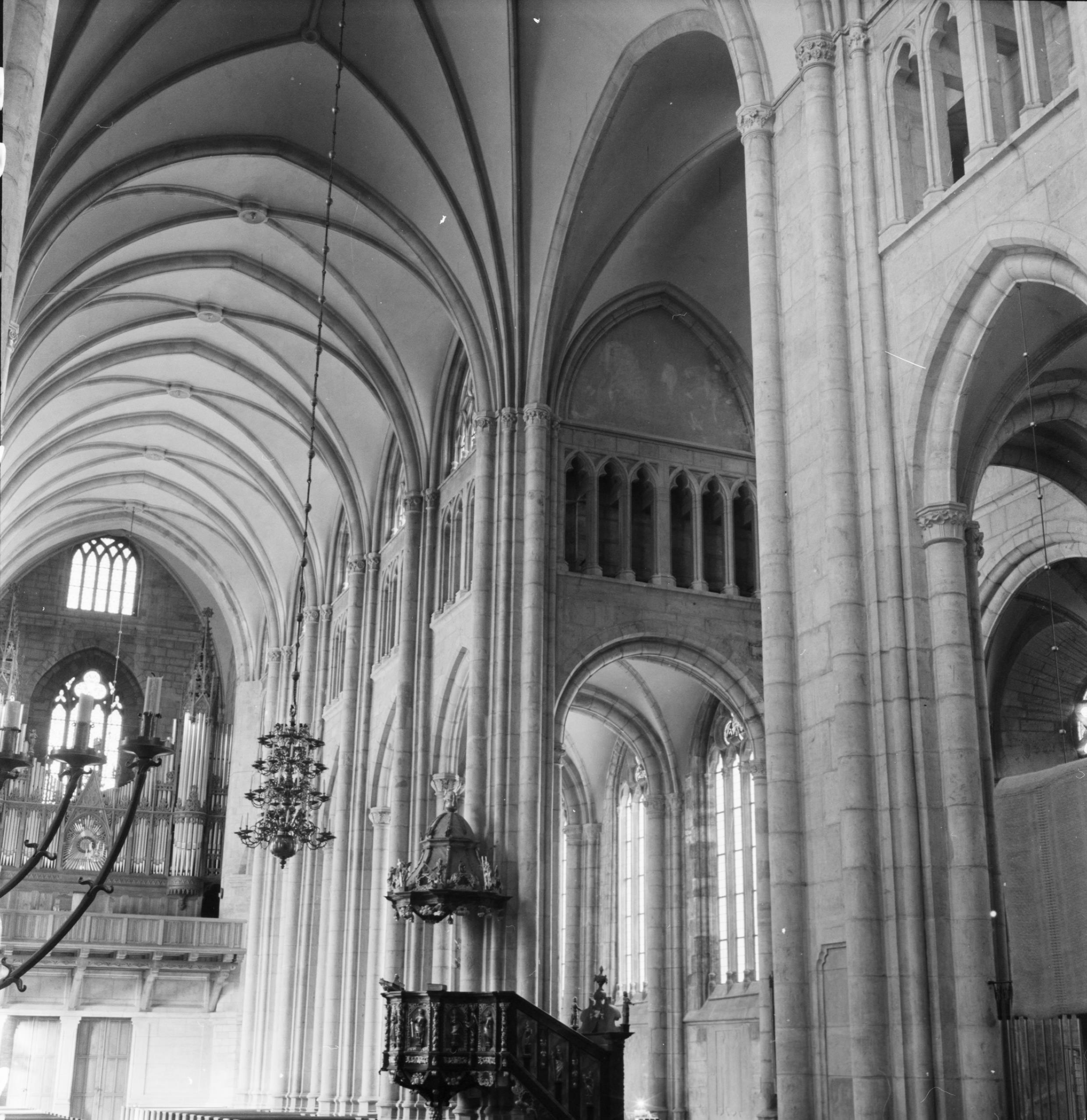 Iwar Anderson, Skara domkyrka (Sankta Maria kyrka)