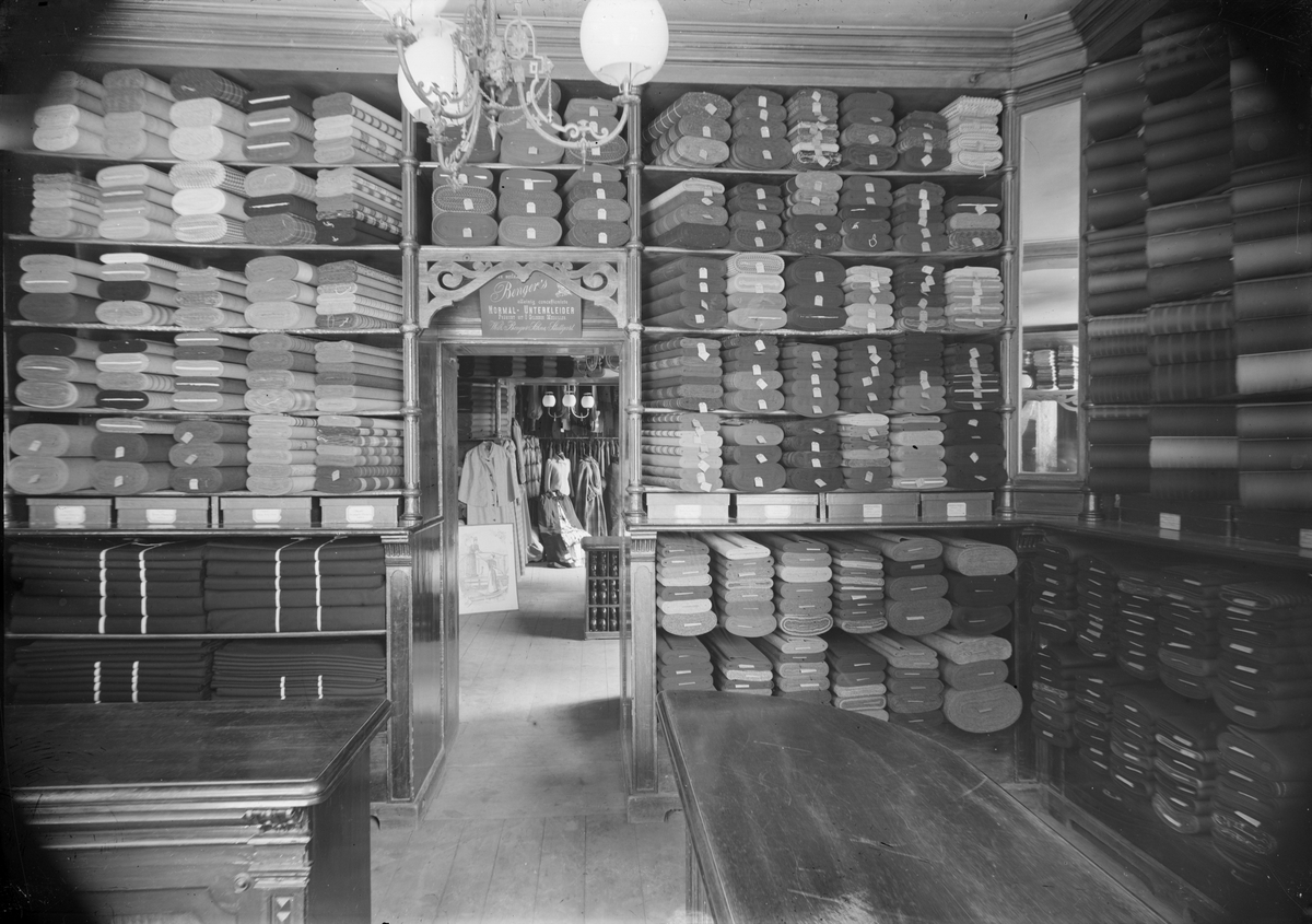 Henri Osti's Fotografiateliér, AB Ågren & Karell, Svartbäck Street 6, Uppsala