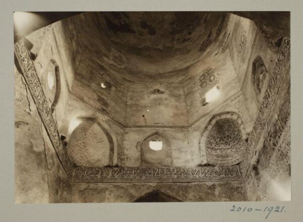K.A.C. Creswell, Frieze and pendentives of dome at the mosque of al-Juyushi, Cairo