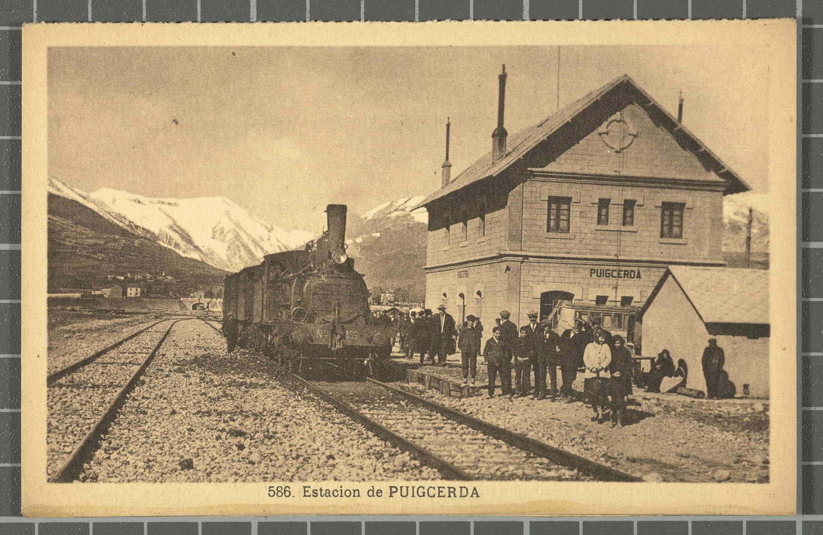 Desconegut, 586. Puigcerda station