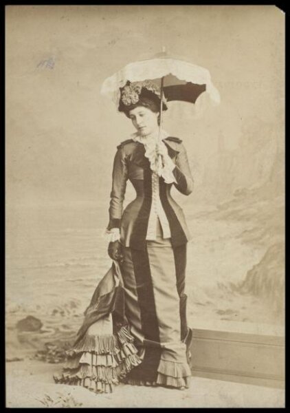Elliott & Fry, Guy Little Theatrical Photograph
