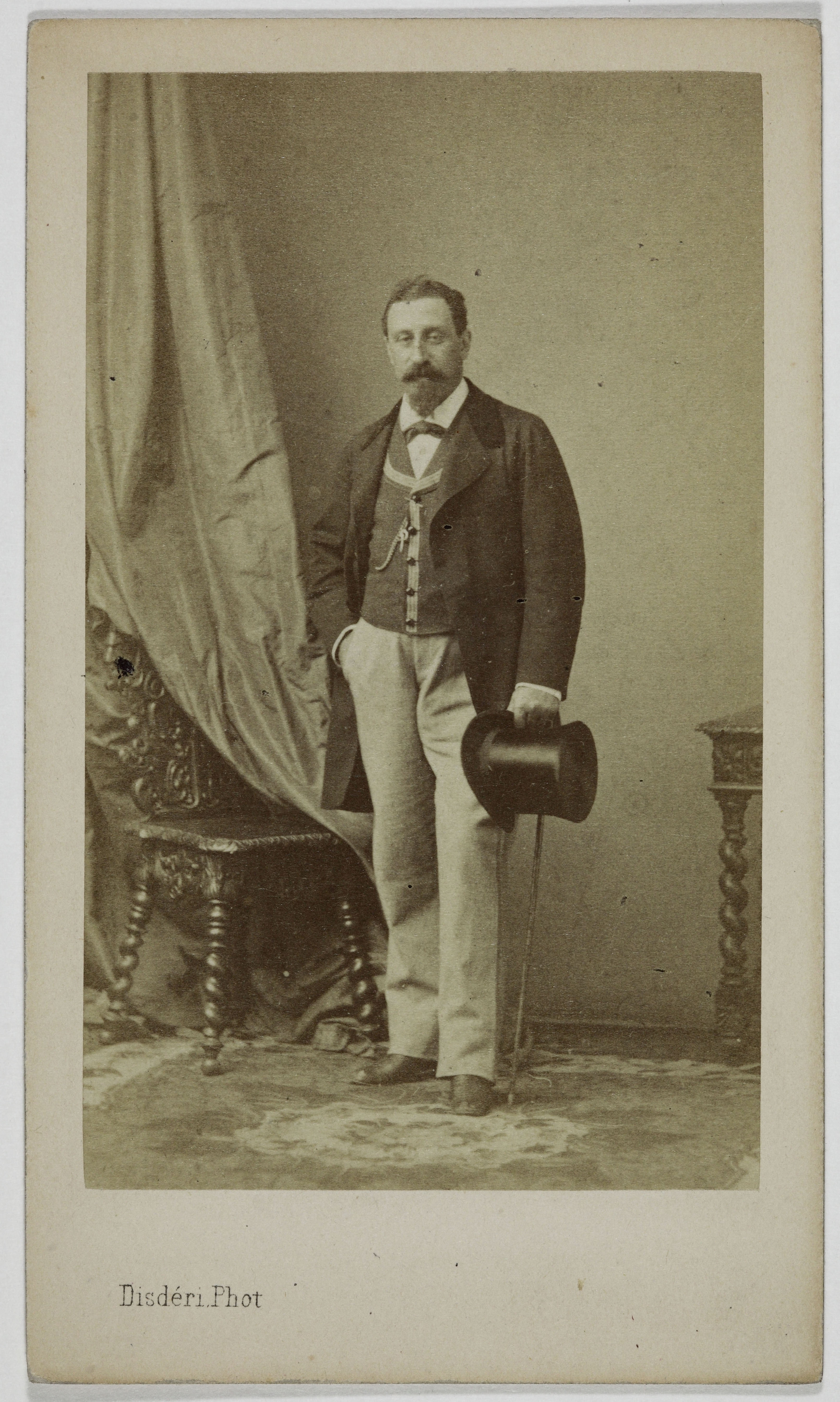 André-Adolphe-Eugène Disdéri, Portrait de James Stuart d'Albe, (duc, beau-frère de l'impératrice Eugènie)