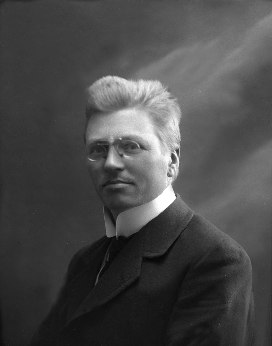 Gustav Borgen, NFB.37282