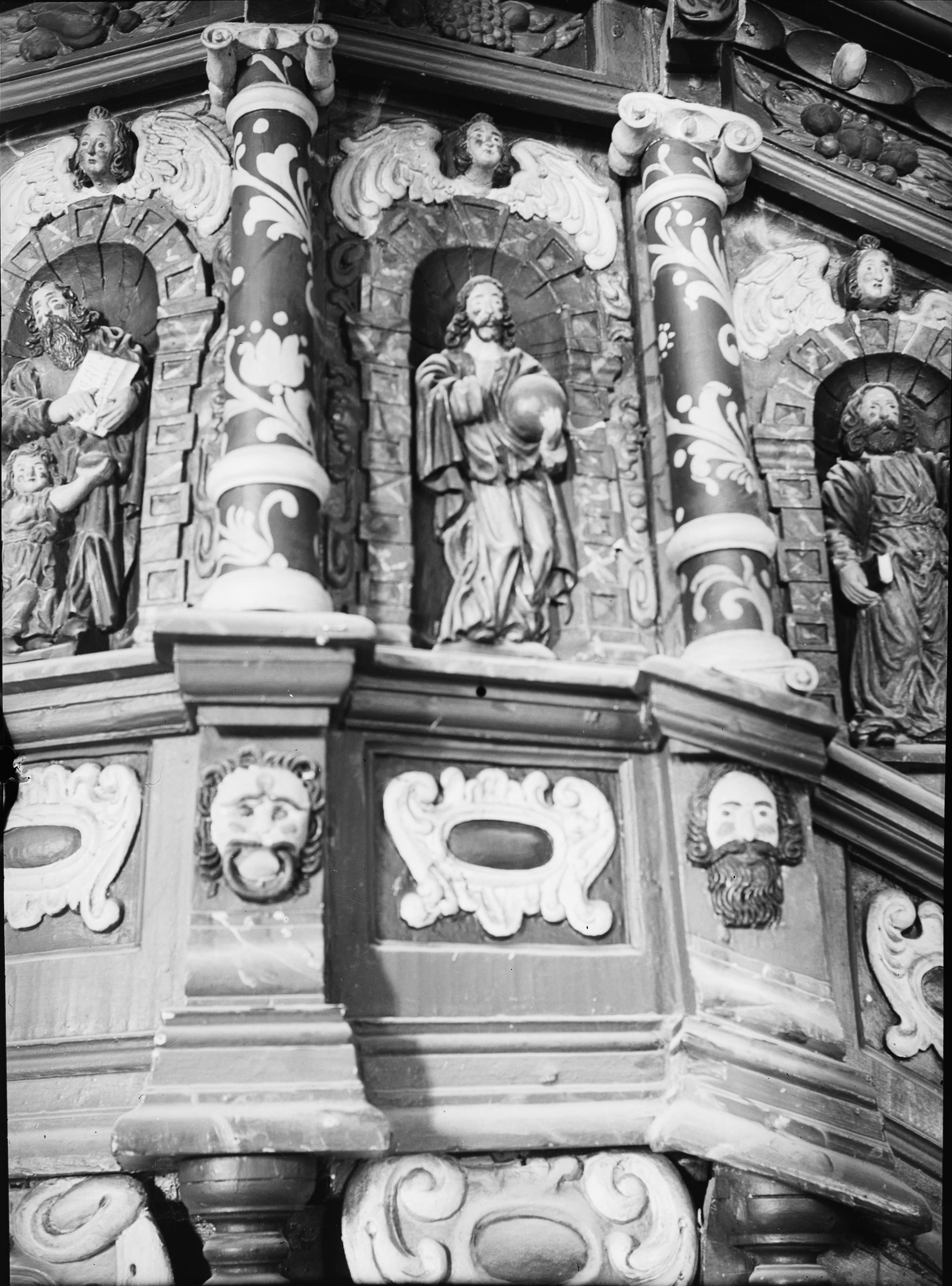 Olle Hellström, Västra Tunhems kyrka