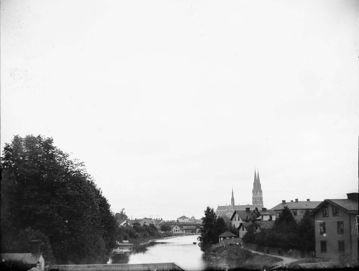 Carl Liljefors, View of Fyrisån and Uppsala Cathedral, Uppsala 1900 - 1901