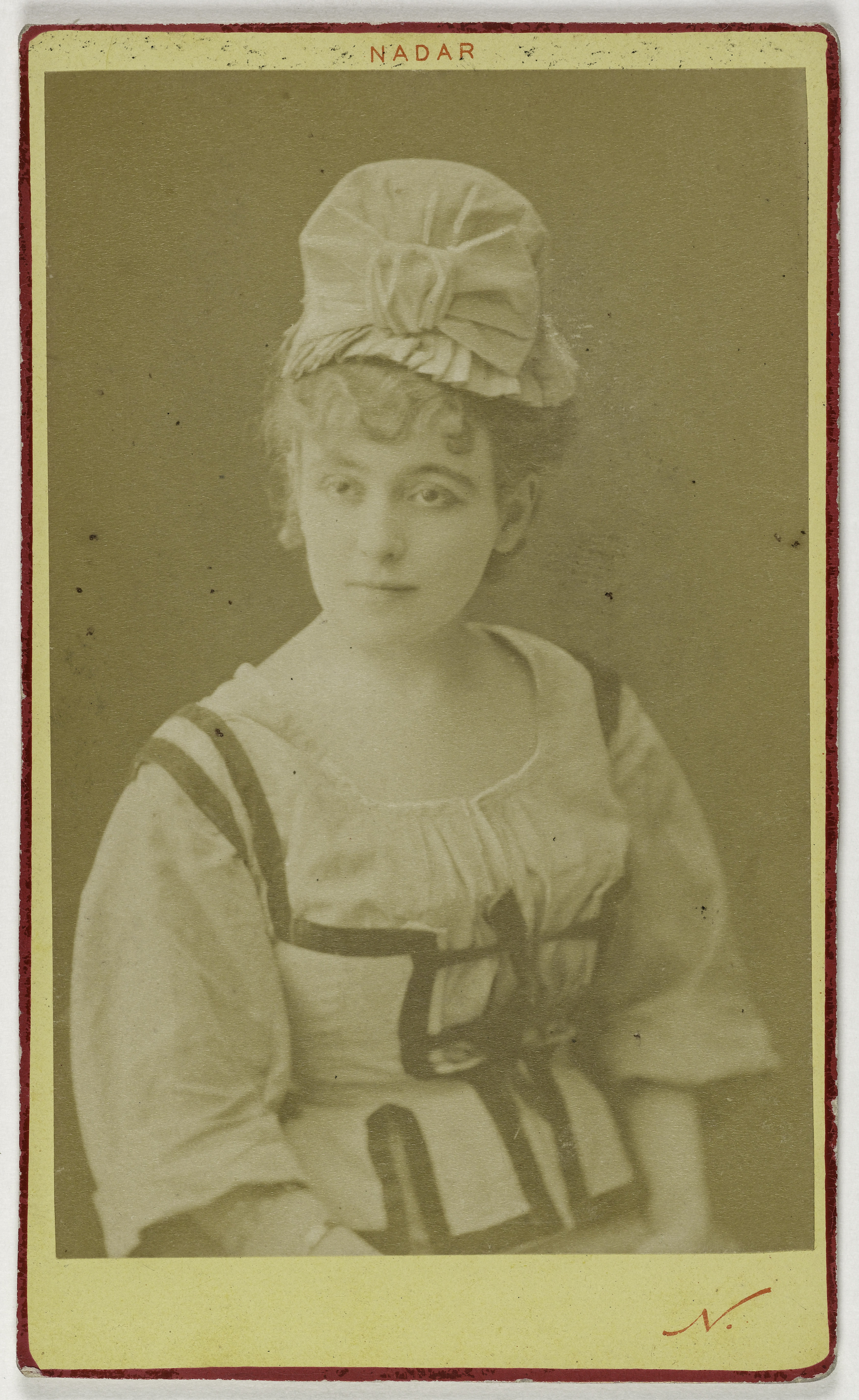 Atelier Nadar, Portrait de Girardin Berthe ou Marie Madeleine, (épouse de Mr Sguire (?), pseudonyme Mme Stuart ?), (actrice)