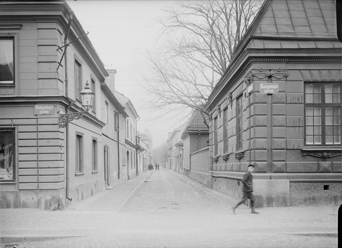Alfred Dahlgren, Smedsgränd - Kungsängsgatan, Uppsala 1901 - 1902