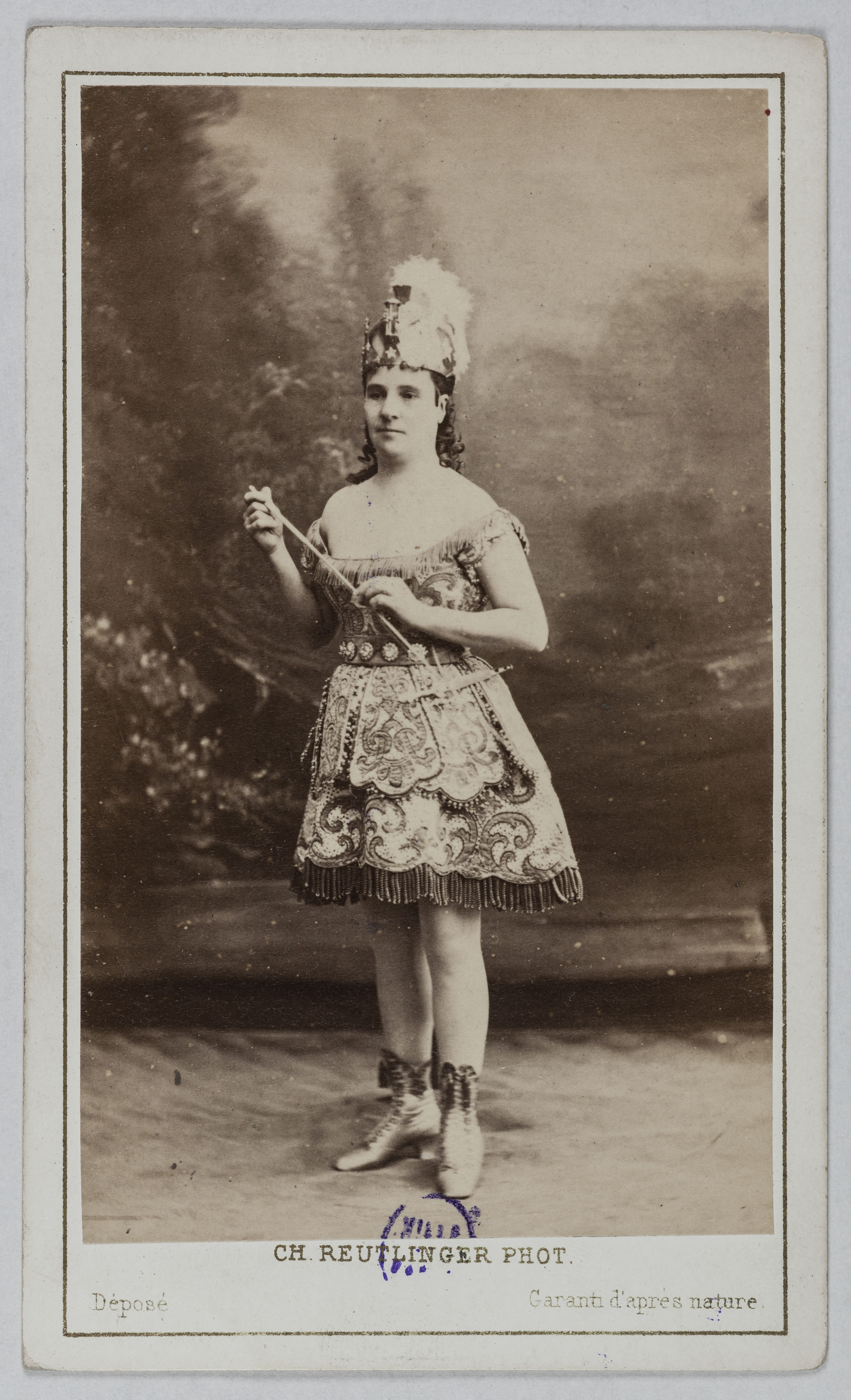Charles Reutlinger, Portrait d'Albine Delest ou de l'Est, (actrice)