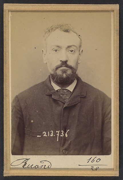 Alphonse Bertillon, Ruaud. Jean-Baptiste. 35 ans, né à Limoges le 28/7/58. Cordonnier. Anarchiste. 4/2/94.