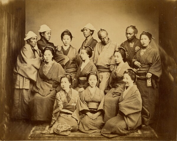 Felice Beato, [Japanese Family]