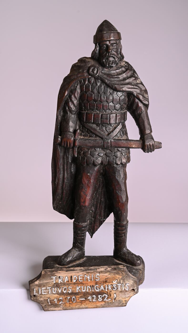 Antanas Bagdonas, Medžio skulptūra „Traidenis, Lietuvos kunigaikštis (1270–1282)“