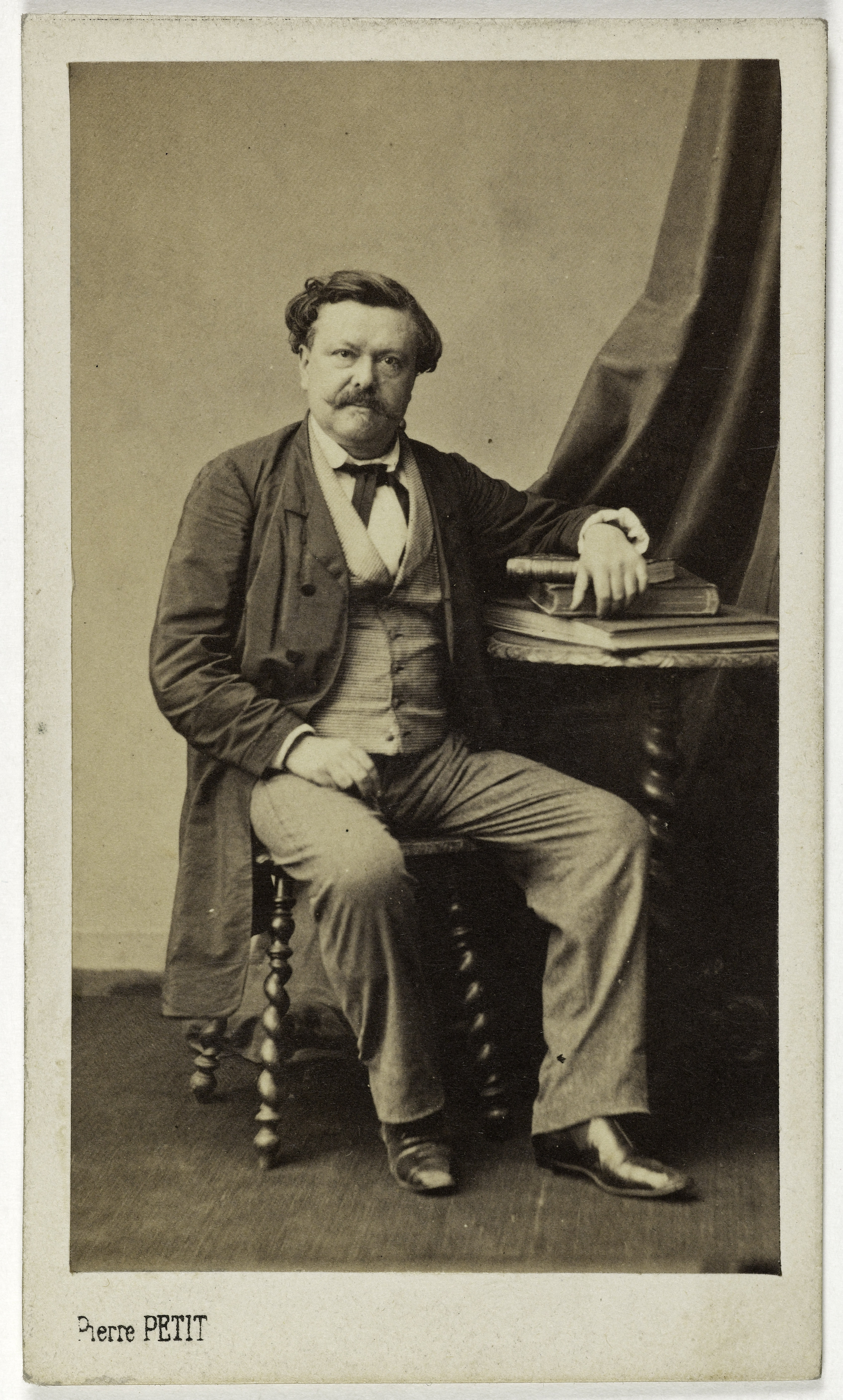 Pierre Petit, Portrait d'Émile Gigault de La Bédollière (1812-1883), (littérateur, traducteur de Dickens)