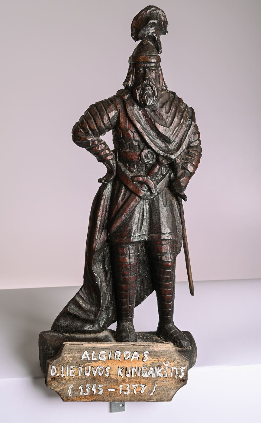 Antanas Bagdonas, Medžio skulptūra „Algirdas, Lietuvos didysis kunigaikštis (1345–1377)“