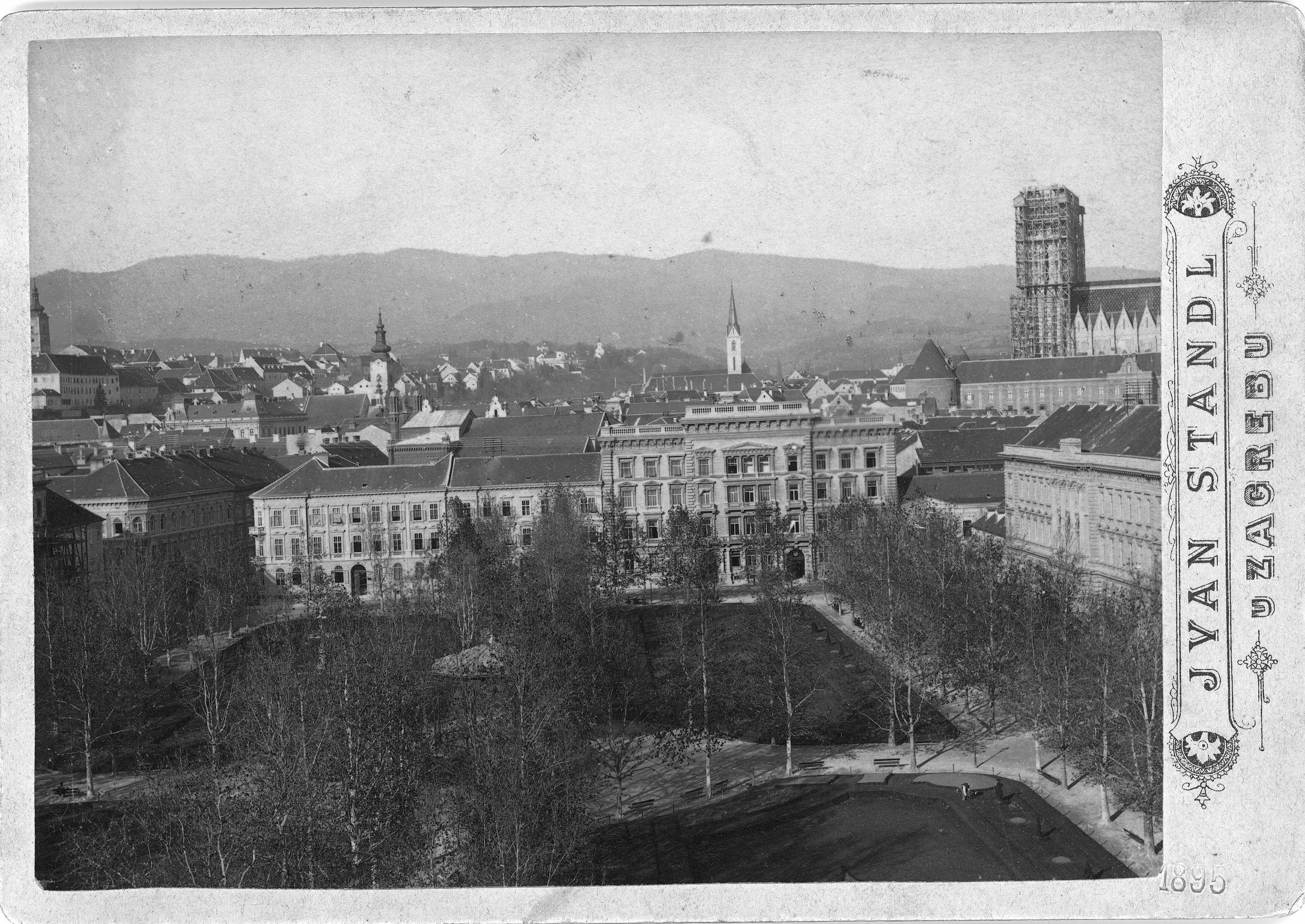 Ivan Standl, Zagreb, Zrinjevac, pogled iz Akademijine palače prema sjeveru, u pozadini desno Kaptol, lijevo Gornji grad, kompoziciju zaključuje Sljeme