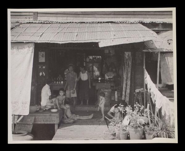 Hardy, Bert, Street Scene