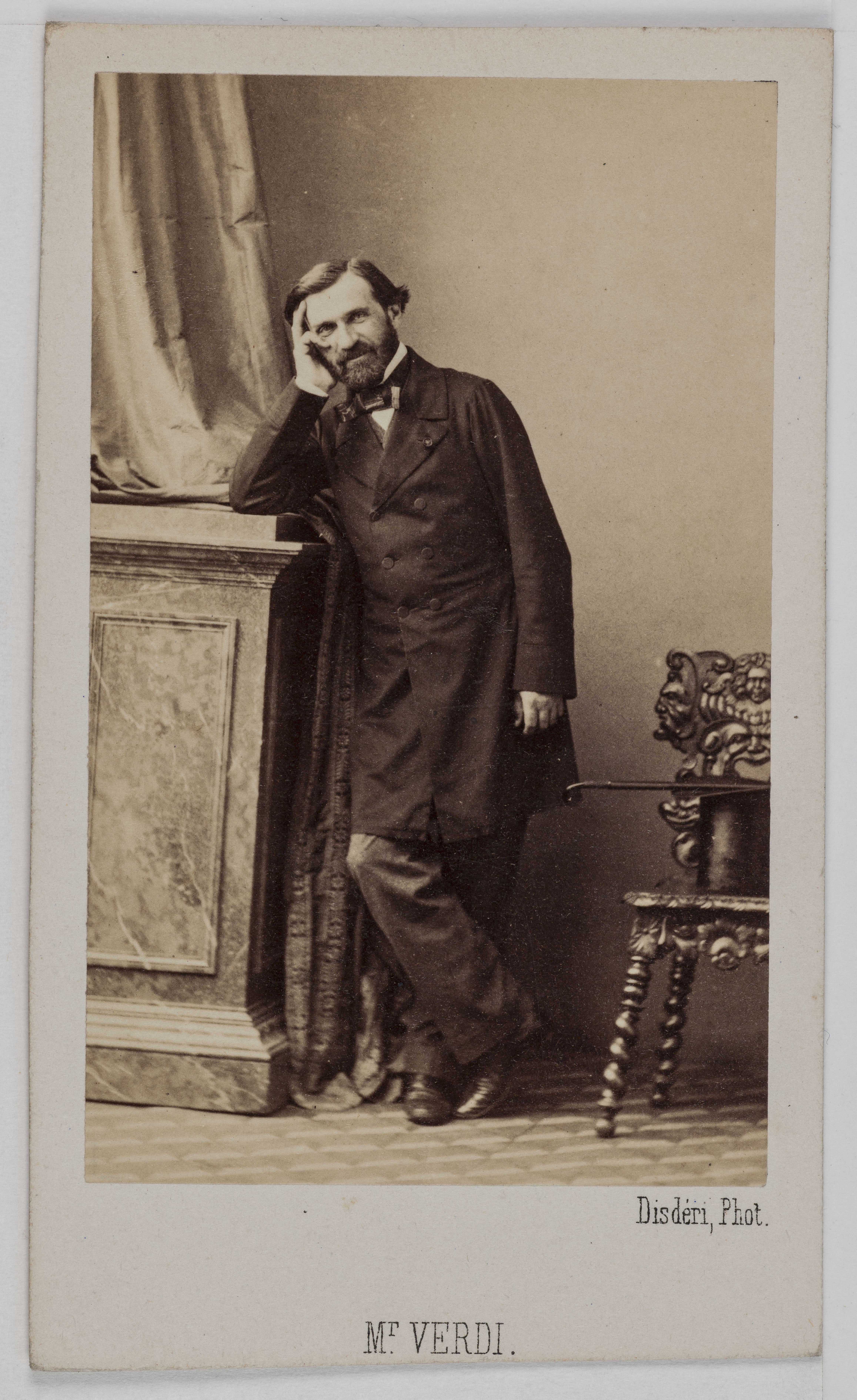 André-Adolphe-Eugène Disdéri, Portrait de Giuseppe Verdi (1813-1901), compositeur d'opéra, député en 1861 et sénateur en 1874.