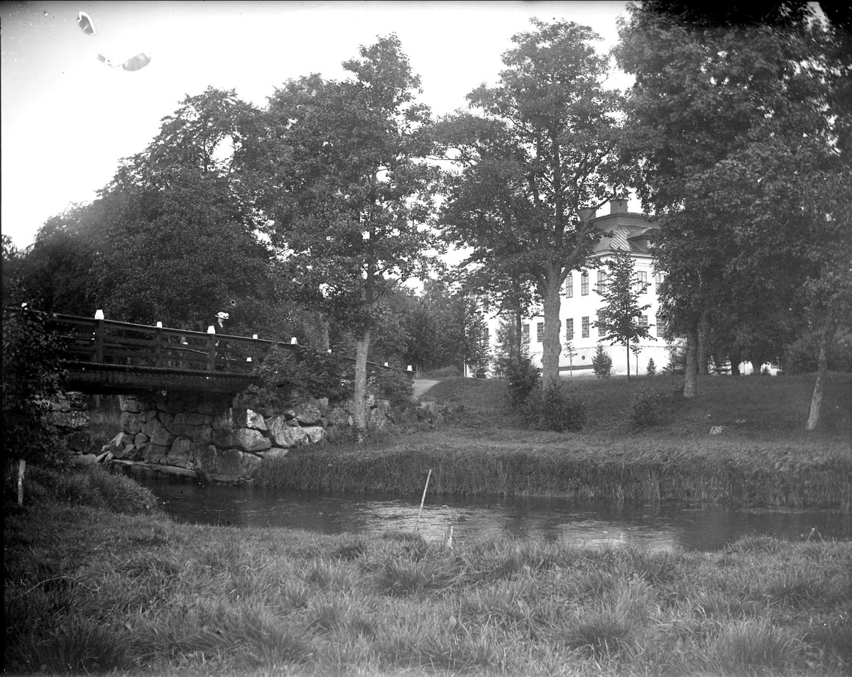 August Fredrik Schagerström, Fyrisån vid Salsta slott, Lena socken, Uppland september 1920