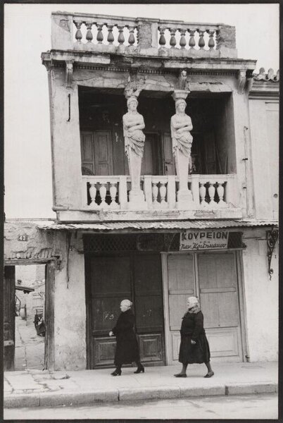 Cartier-Bresson, Henri, Photograph