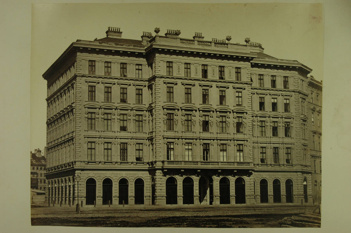 Anonym, Wohngebäude/Wiener Stadterweiterung: Kolowratring (heute Schubertring) 14 - Zinshaus des Herrn S. Lippmann"