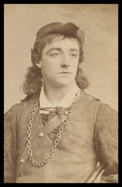 London Stereoscopic and Photographic Company, Guy Little Theatrical Photograph
