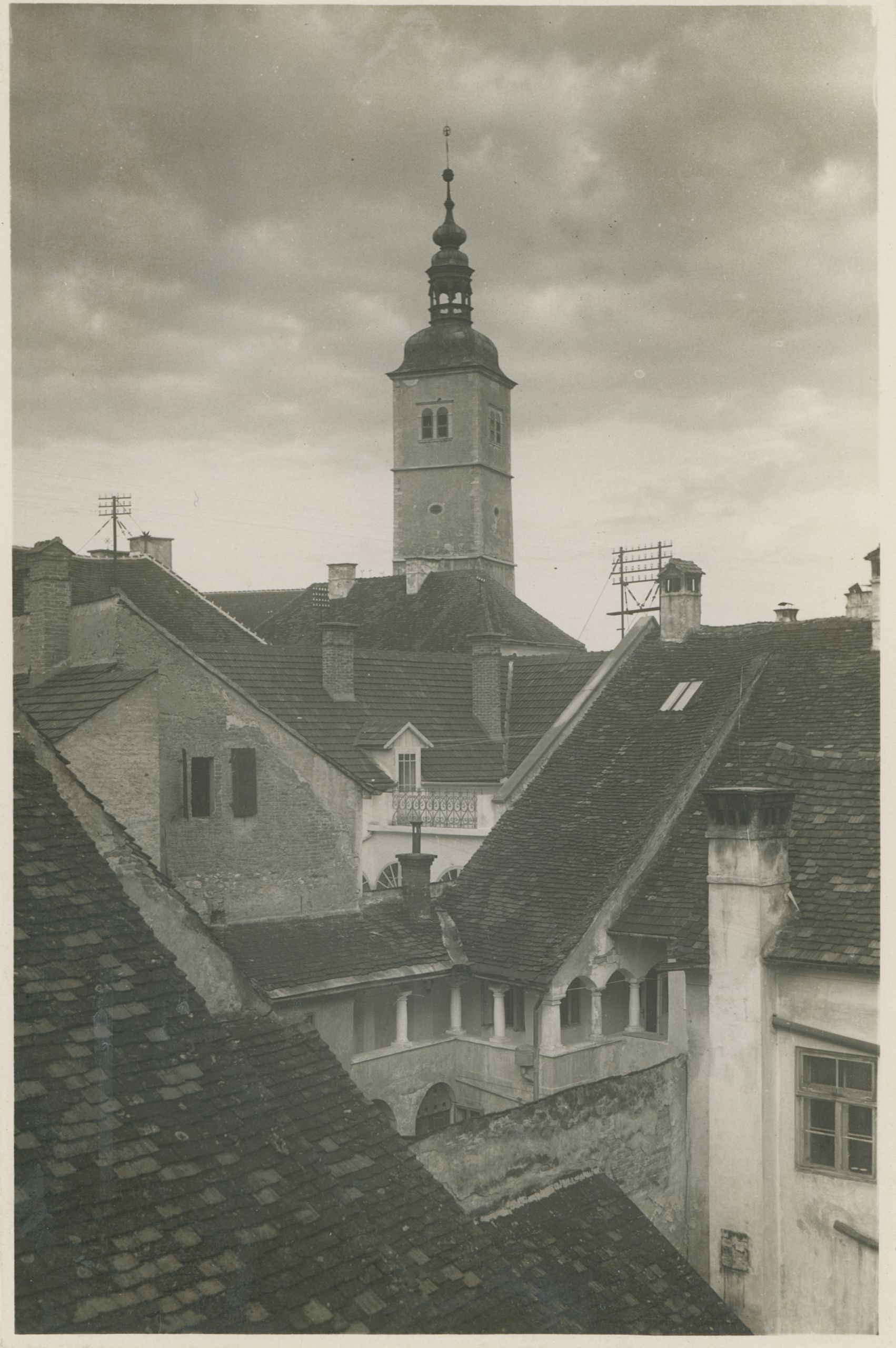 neutvrđen autor, Varaždin - gradski krovovi, franjevački zvonik
