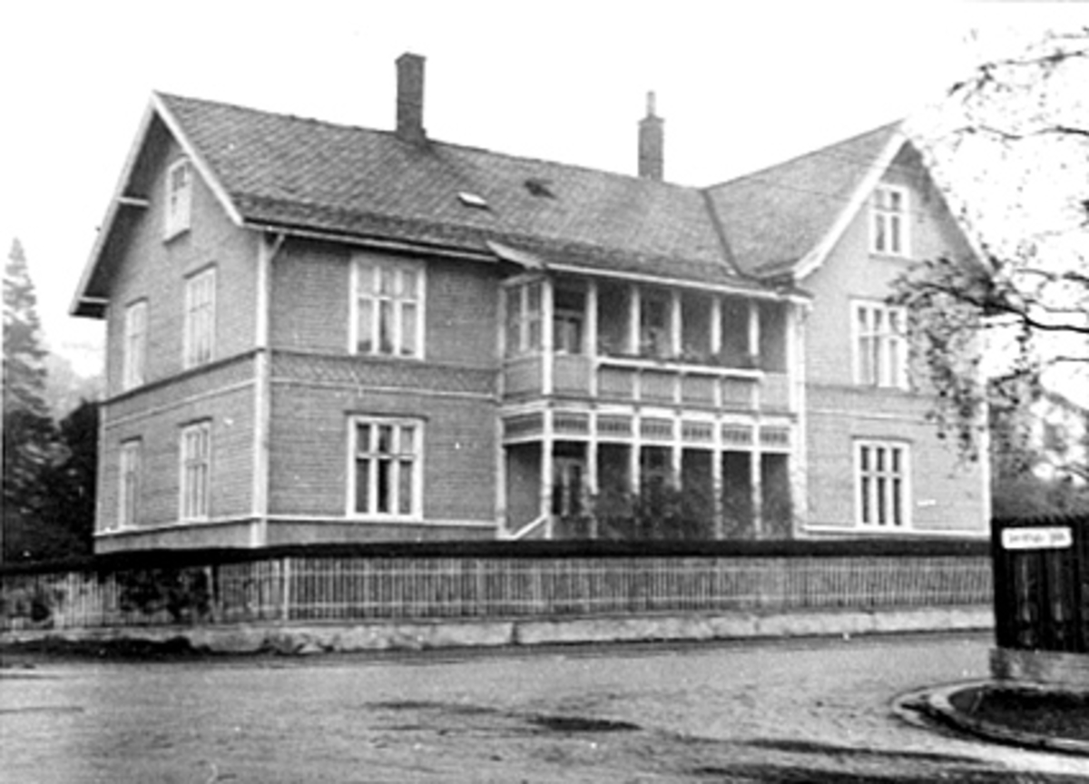 Anno Domkirkeodden, EKSTERIØR, ST. OLAVSGATE 62, SETT FRA SVERDRUPSGATE