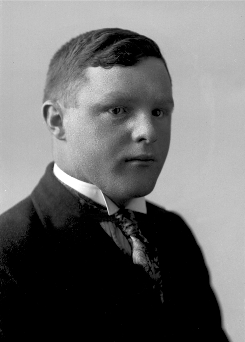 Gustav Borgen, NFB.02152