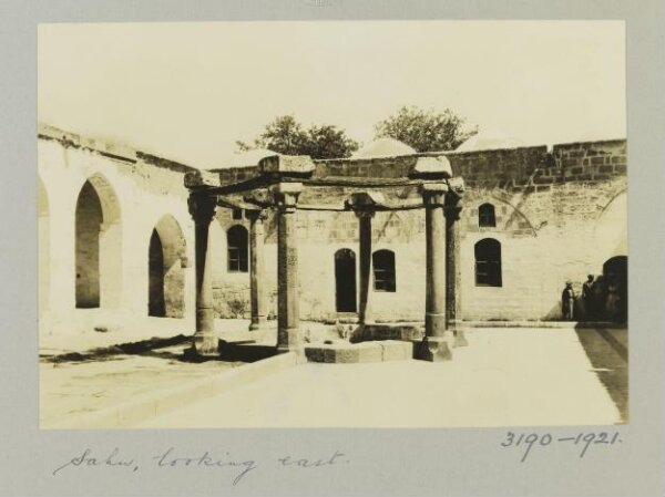 K.A.C. Creswell, The courtyard of the Great Mosque of al-Bab looking east, Syria