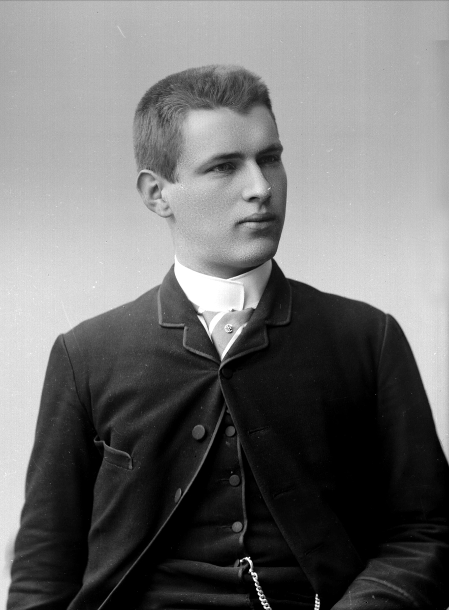 Gustav Borgen, NFB.09636