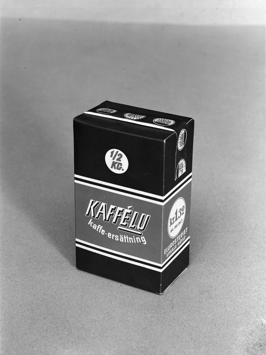 Paul Sandberg, Packaging with coffee replacement, “Kaffélu,” from AB Eric Lindvall and Elurosteriet, Kungsning, Uppsala December 1942