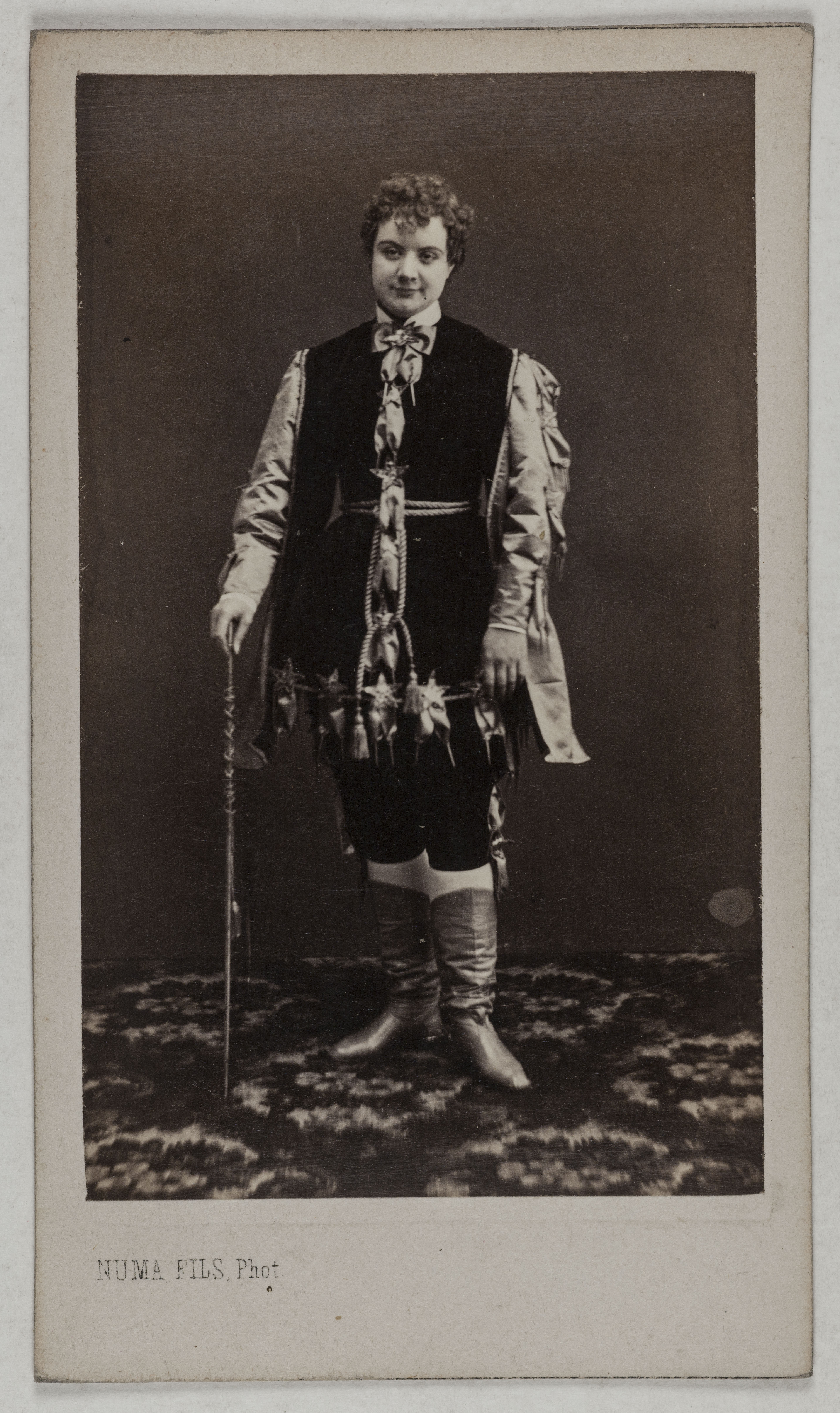 Numa Fils, Portrait de Desclauzas Marie, (née Malvina Ernestine Armand), (1840-1912), (actrice)