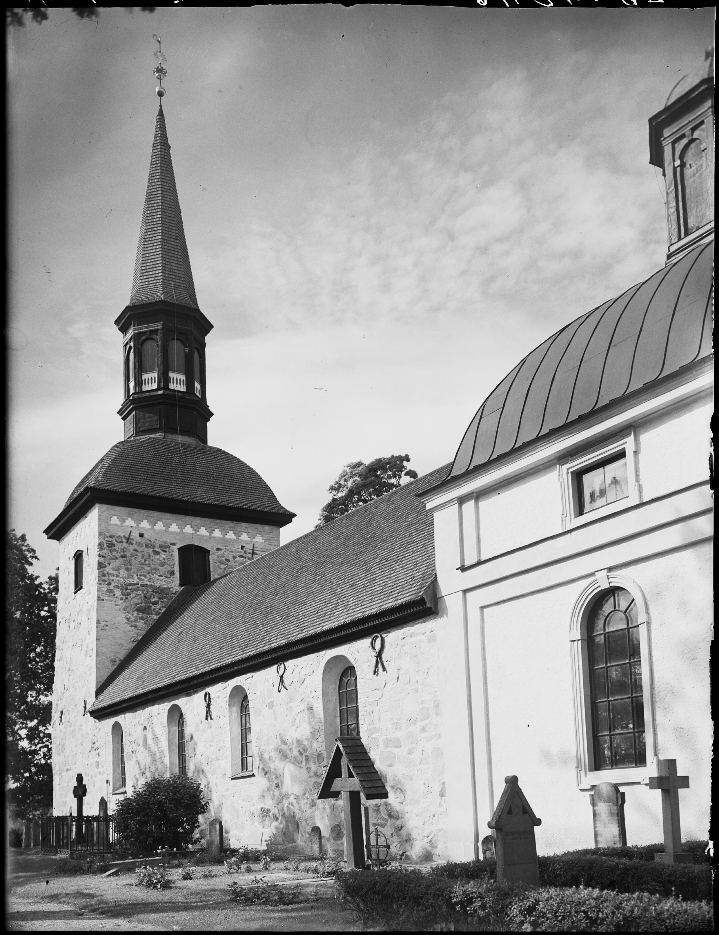 Nils Lagergren, Lovö kyrka