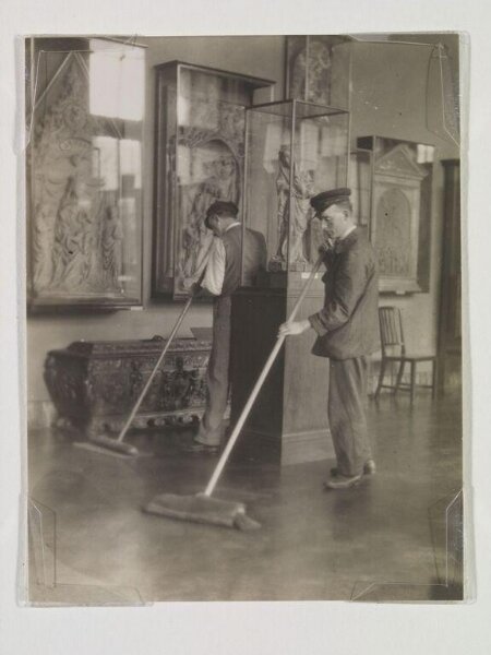 Hoppé, Emil Otto, Museum Cleaning Victoria & Albert Museum,
