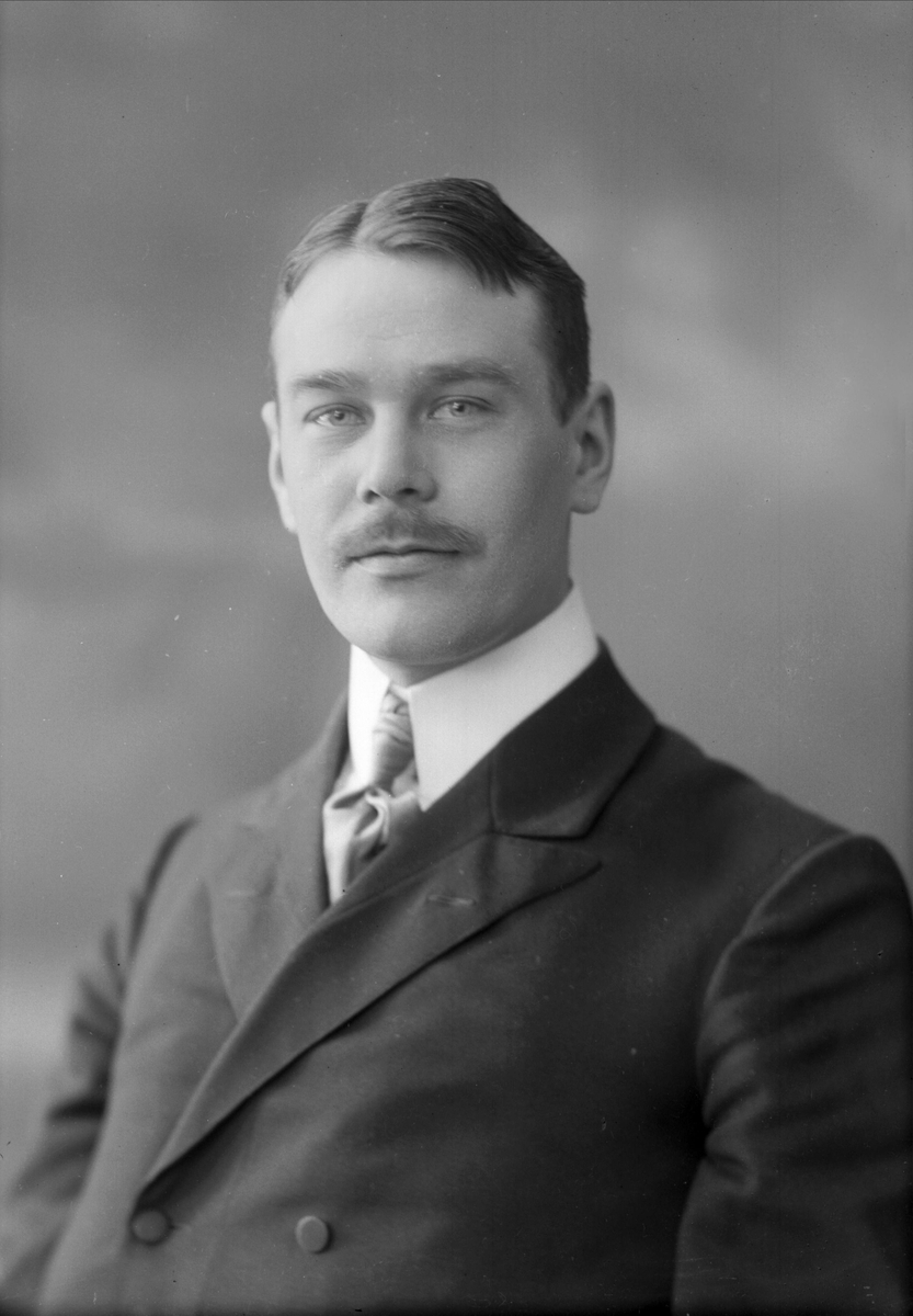 Gustav Borgen, NFB.09923