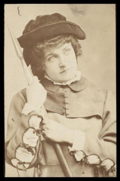 London Stereoscopic and Photographic Company, Guy Little Theatrical Photograph