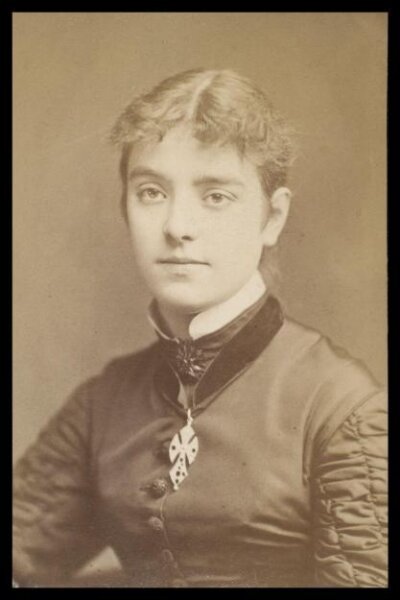 London Stereoscopic and Photographic Company, Guy Little Theatrical Photograph