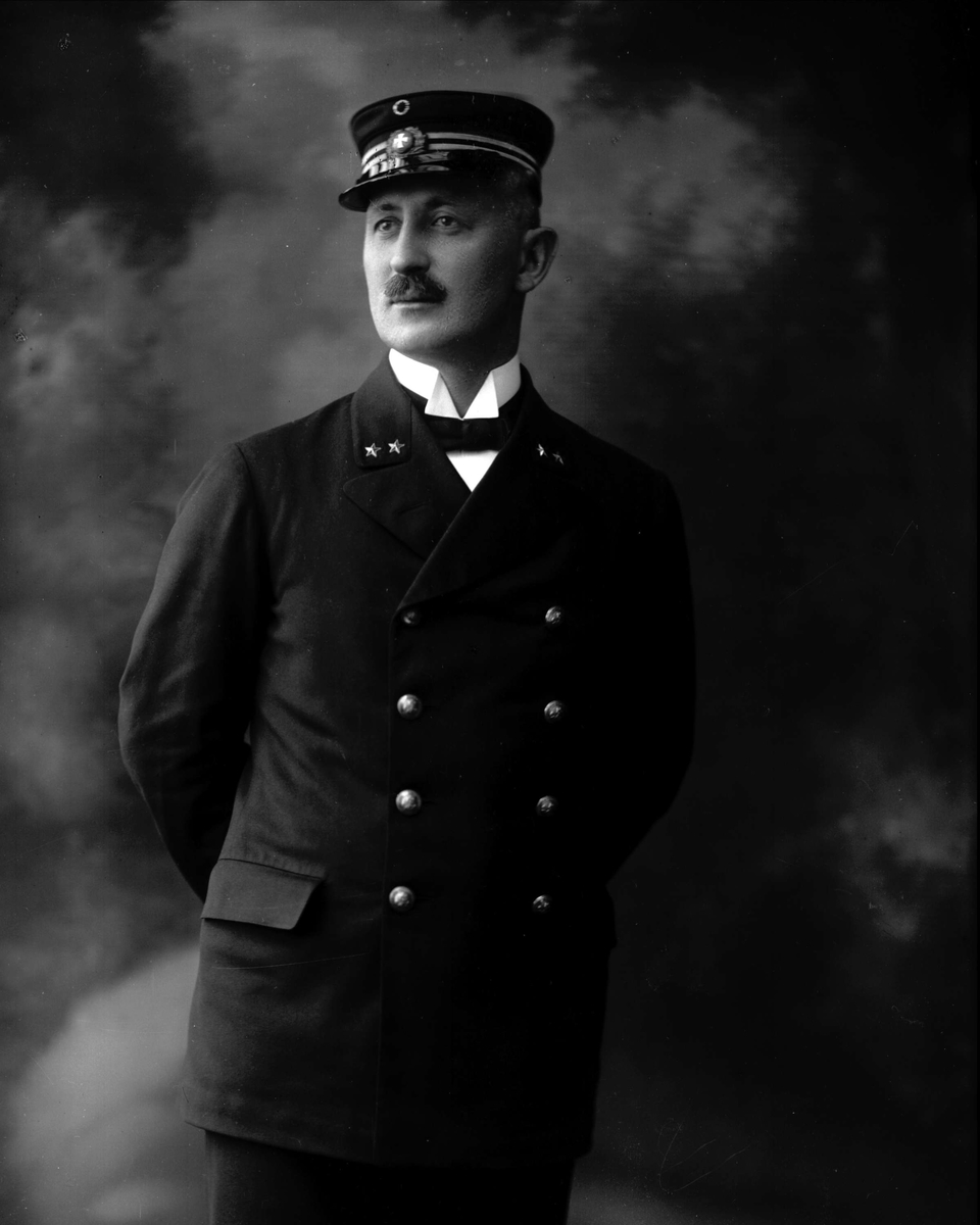 Gustav Borgen, NFB.01248