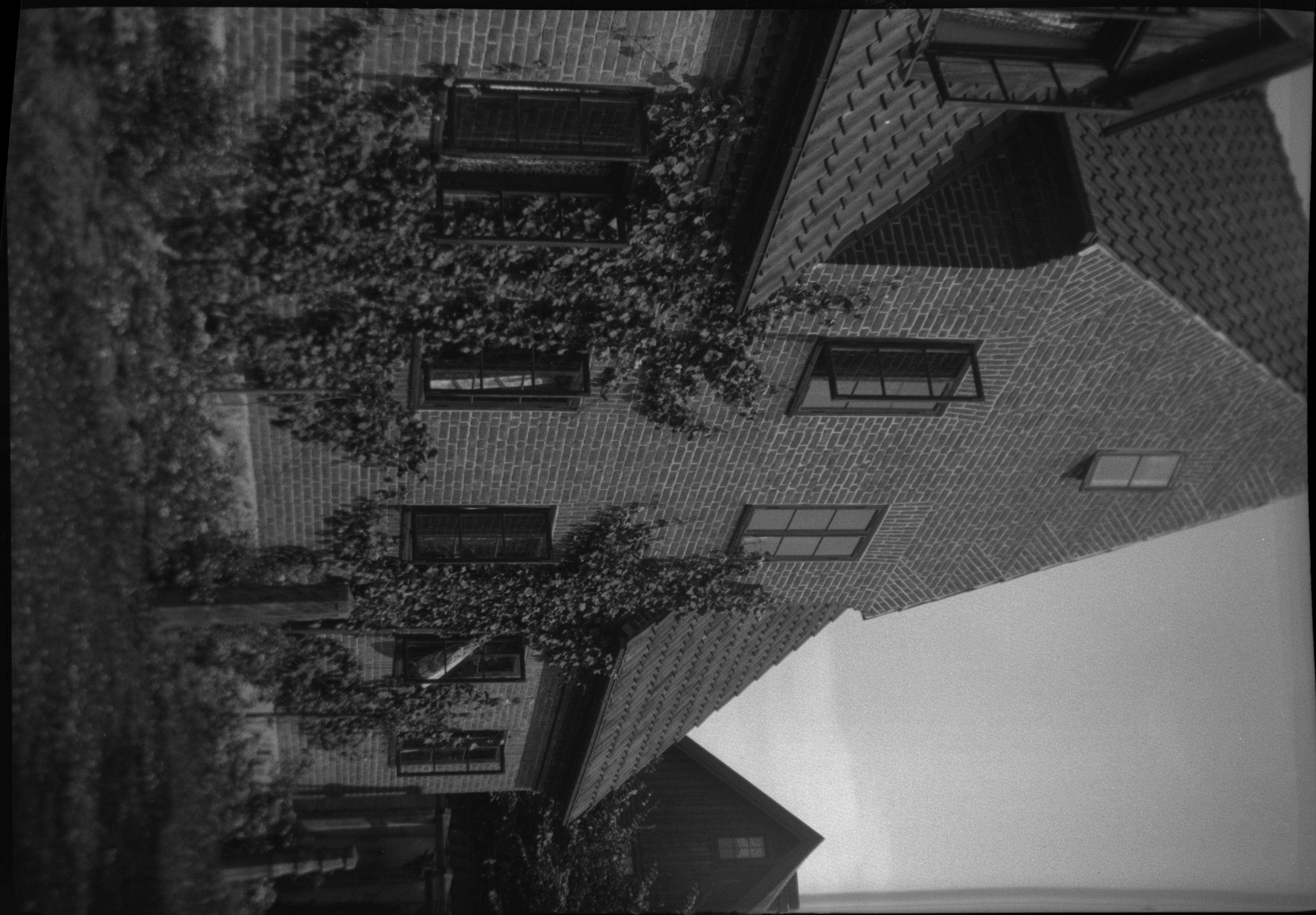 Berit Wallenberg, Skånegården