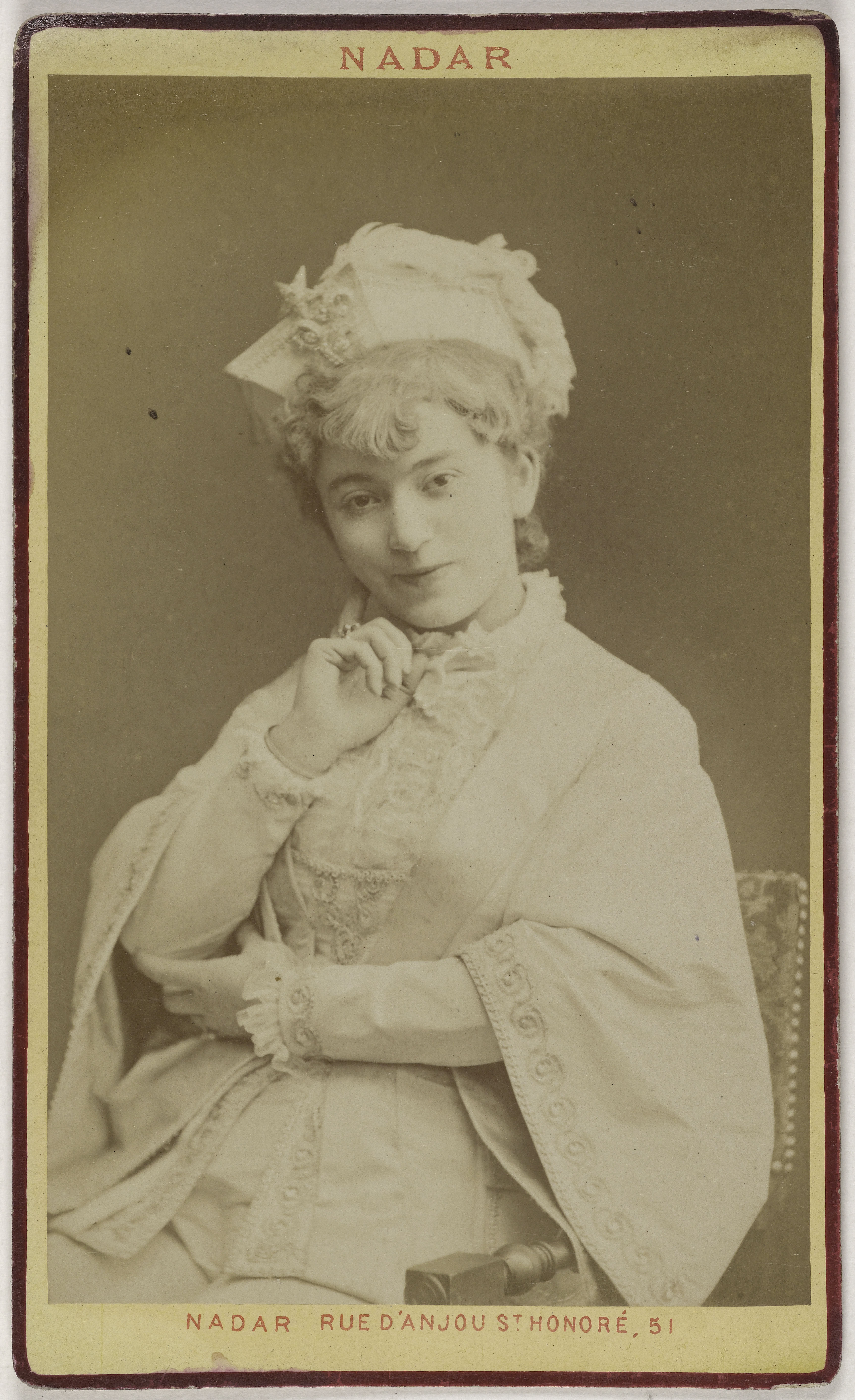 Atelier Nadar, Portrait de Marguerite Debreux (actrice)