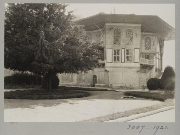 K.A.C. Creswell, Photograph