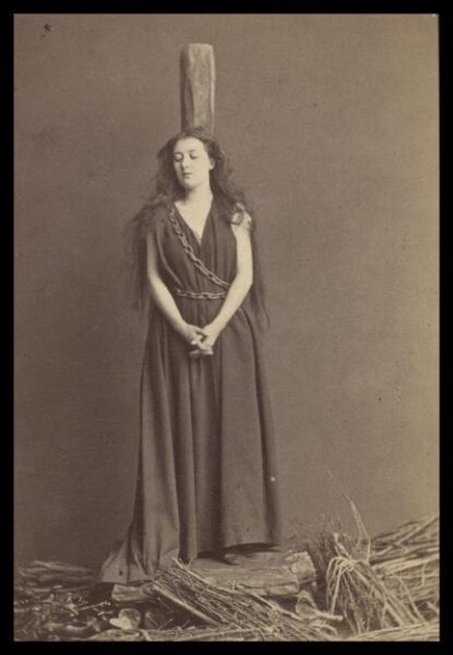 London Stereoscopic and Photographic Company, Guy Little Theatrical Photograph