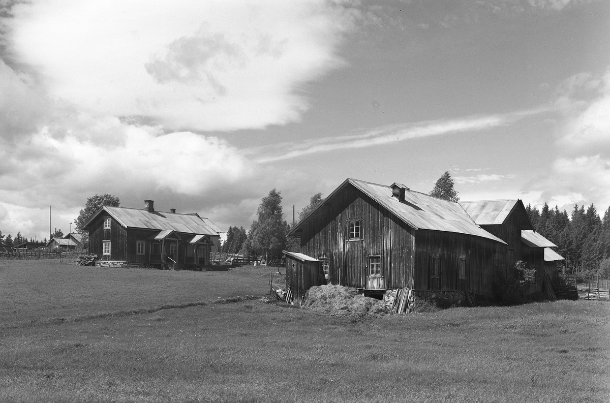 Anno Domkirkeodden, EKSTR: GARDSTUN, SOLVANG. Se Løtenboka, bind 1. Bygdeboka fra 1949, side 145