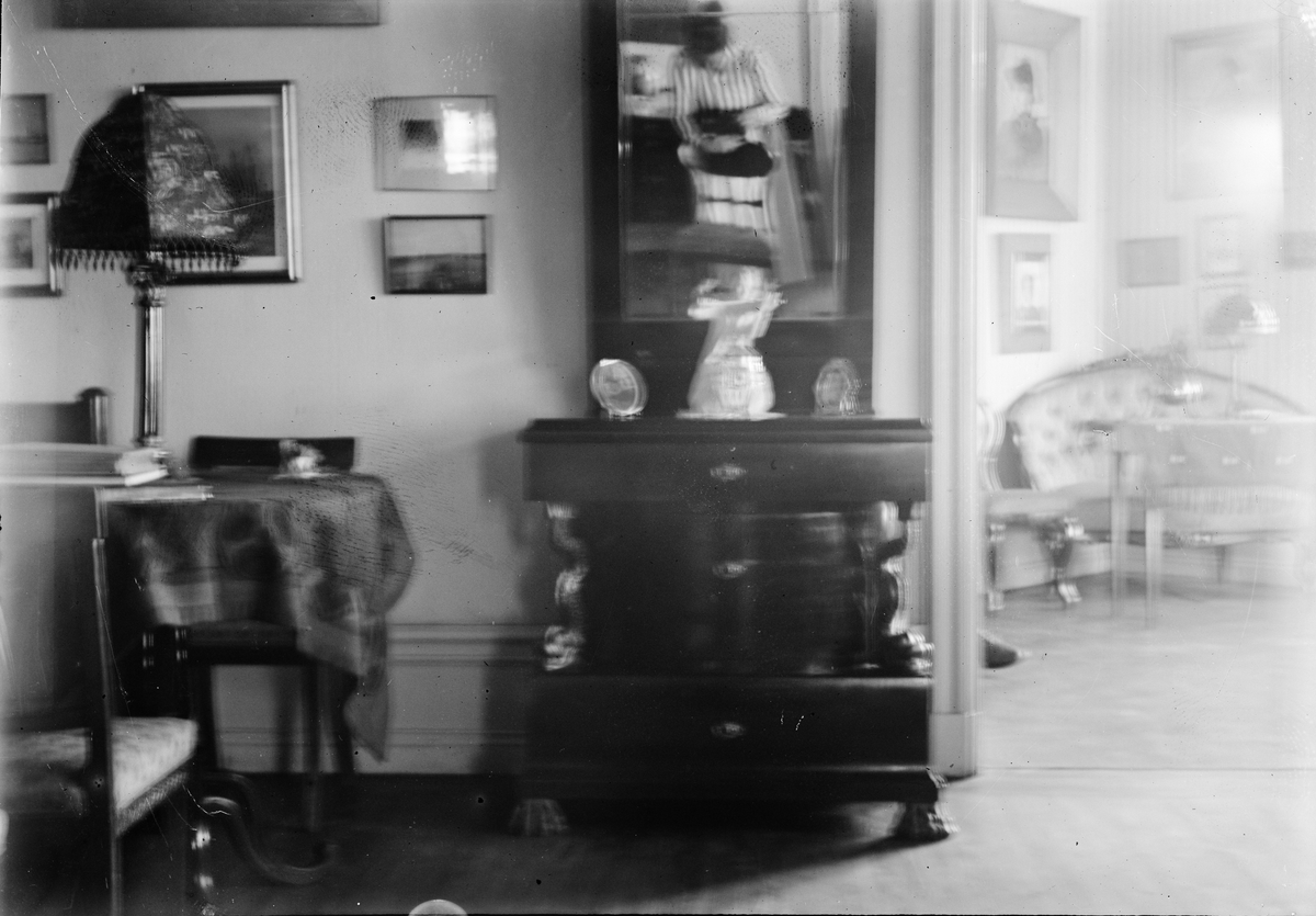 Okänd,, Interior of a dwelling, probably at the home of the toners Ruben Liljefors in Sweden
