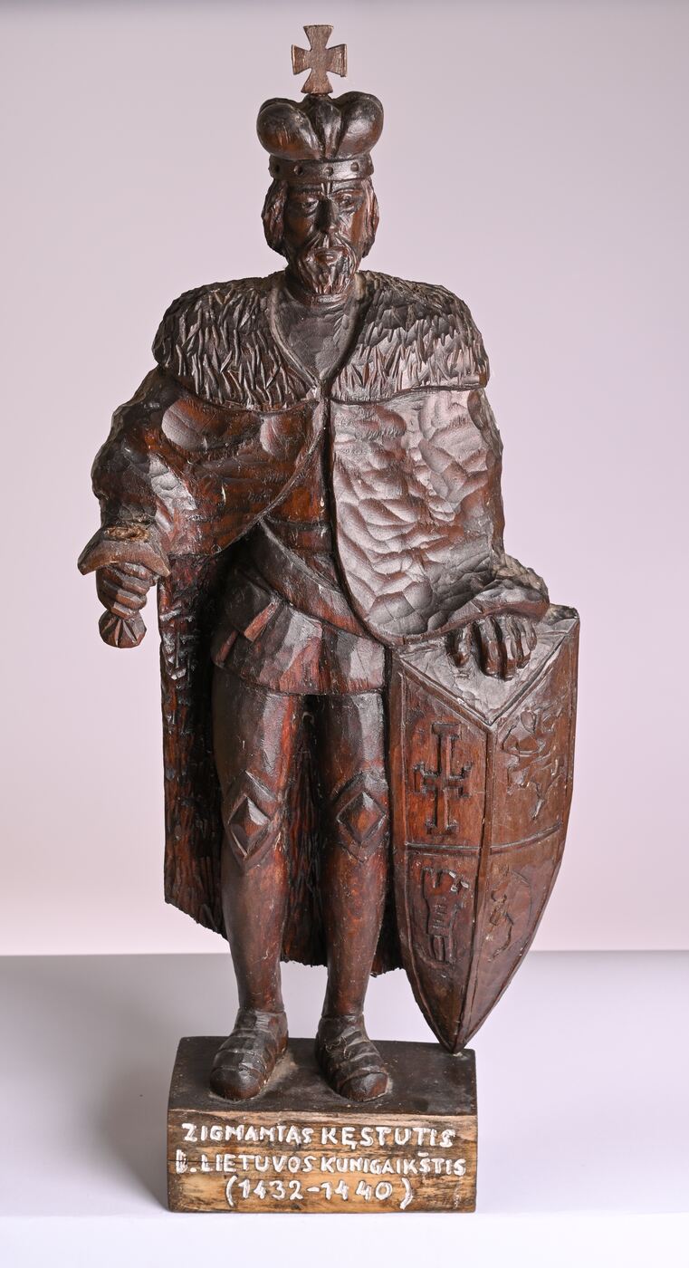 Antanas Bagdonas, Medžio skulptūra „Zigmantas Kęstutis, Lietuvos kunigaikštis (1432–1440)“