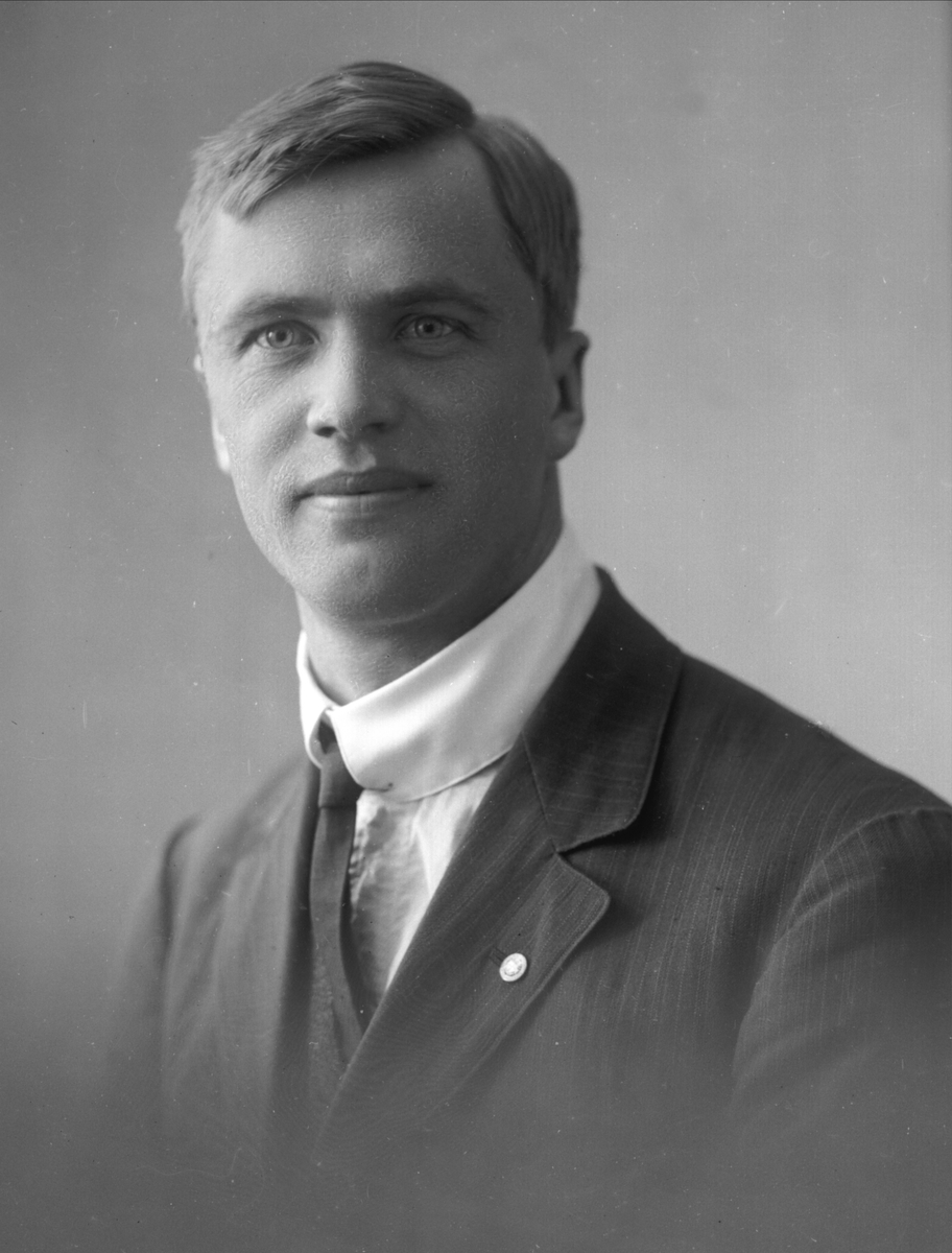 Gustav Borgen, NFB.29257
